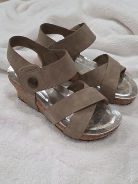 Pierre Dumas Taupe Crisscross Wedge Sandals with Metallic Footbed